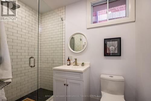 3 Sutherland Avenue, Toronto, ON - Indoor Photo Showing Bathroom