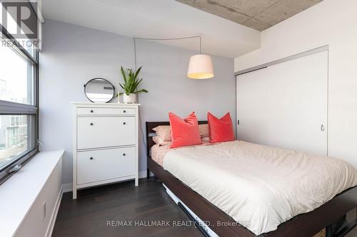 407 - 1201 Dundas Street E, Toronto, ON - Indoor Photo Showing Bedroom