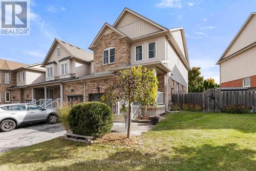 11 Lilly Mckeowan Crescent, East Gwillimbury (Mt Albert), ON - Outdoor