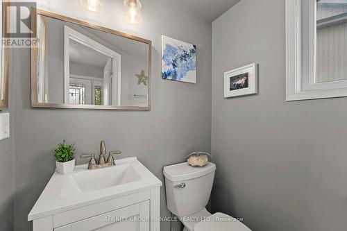 11 Lilly Mckeowan Crescent, East Gwillimbury (Mt Albert), ON - Indoor Photo Showing Bathroom