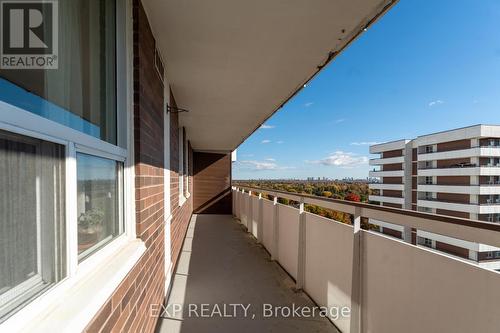 1103 - 1 Royal Orchard Boulevard, Markham, ON - Outdoor With Exterior