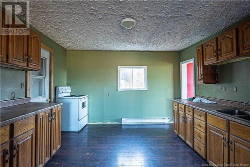 272 Enniskillen Road, Wirral, NB - Indoor Photo Showing Kitchen With Double Sink