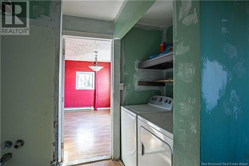 272 Enniskillen Road, Wirral, NB - Indoor Photo Showing Laundry Room