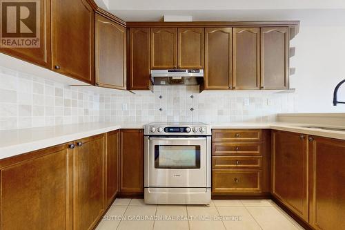 8 Rustwood Road, Vaughan, ON - Indoor Photo Showing Kitchen