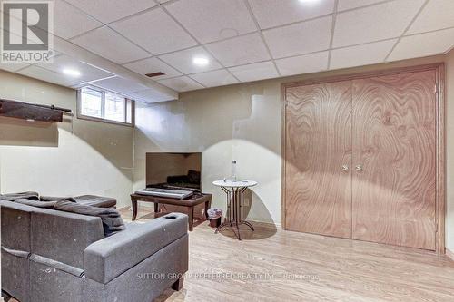 43 Mountainview Crescent, London, ON - Indoor Photo Showing Basement