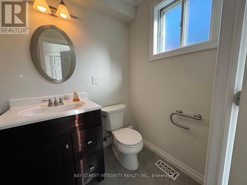 384 Becker Road, Richmond Hill, ON - Indoor Photo Showing Bathroom