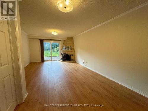 384 Becker Road, Richmond Hill, ON - Indoor Photo Showing Other Room