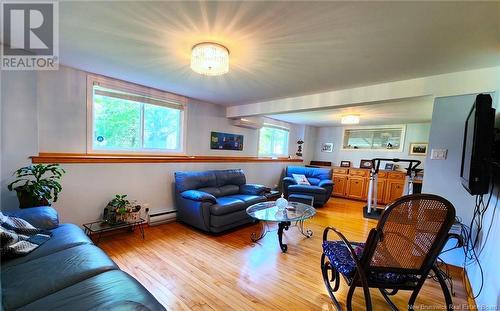 16 Kiwanis Court, Saint John, NB - Indoor Photo Showing Living Room