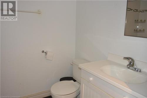 147 Weber Street E, Kitchener, ON - Indoor Photo Showing Bathroom