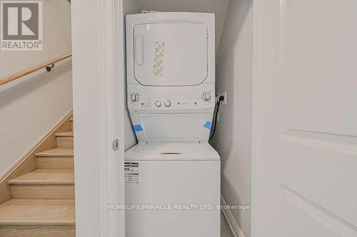 8 Beatrice Drive, Wasaga Beach, ON - Indoor Photo Showing Laundry Room