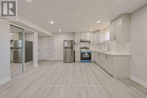 8 Beatrice Drive, Wasaga Beach, ON - Indoor Photo Showing Kitchen With Stainless Steel Kitchen