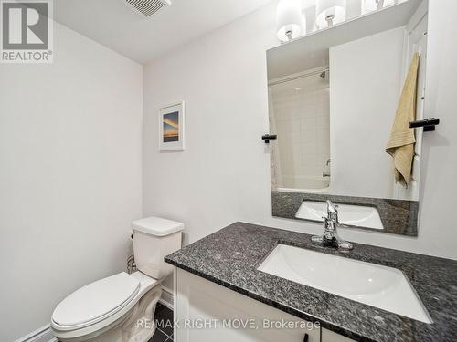 2 - 9 Hay Lane, Barrie, ON - Indoor Photo Showing Bathroom