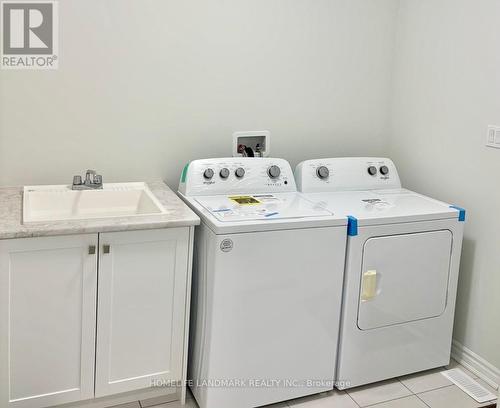 30 Mccormack Road, Caledon, ON - Indoor Photo Showing Laundry Room