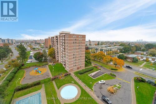 1112 - 1615 Bloor Street, Mississauga, ON - Outdoor With View