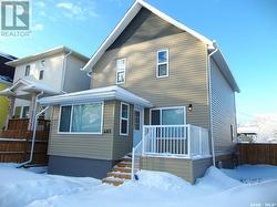 405 D AVENUE S  Saskatoon, SK S7M 1R3