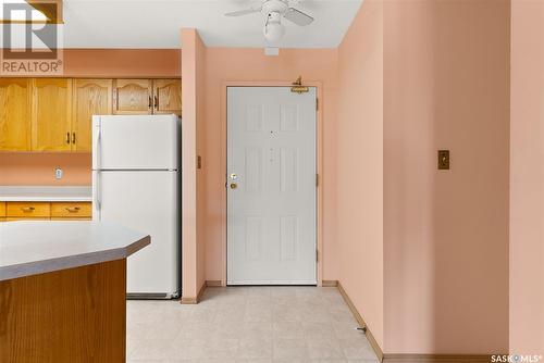 337 960 Assiniboine Avenue E, Regina, SK - Indoor Photo Showing Kitchen