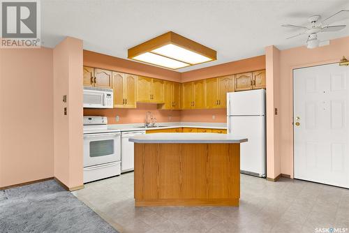 337 960 Assiniboine Avenue E, Regina, SK - Indoor Photo Showing Kitchen