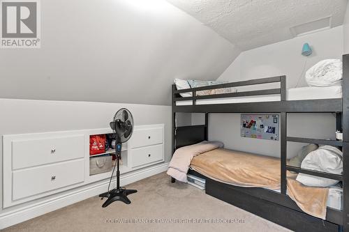 673 Piccadilly Street, London, ON - Indoor Photo Showing Bedroom