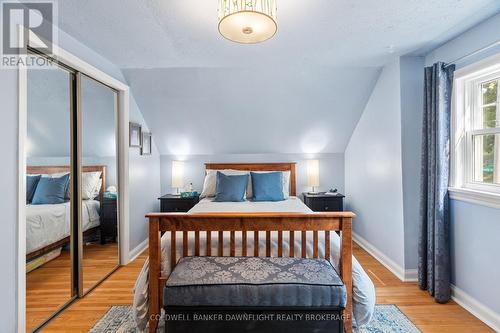 673 Piccadilly Street, London, ON - Indoor Photo Showing Bedroom