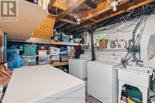 673 Piccadilly Street, London, ON - Indoor Photo Showing Laundry Room