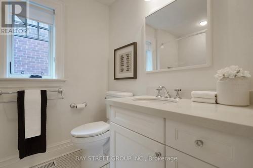 463 Spadina Road, Toronto, ON - Indoor Photo Showing Bathroom