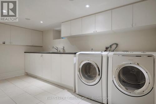 463 Spadina Road, Toronto, ON - Indoor Photo Showing Laundry Room