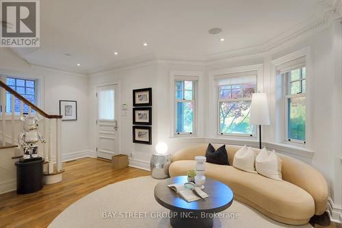 463 Spadina Road, Toronto, ON - Indoor Photo Showing Living Room