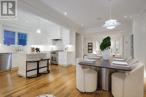 463 Spadina Road, Toronto, ON - Indoor Photo Showing Kitchen With Upgraded Kitchen