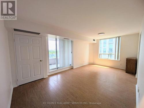 1005 - 18 Hillcrest Avenue, Toronto, ON - Indoor Photo Showing Other Room