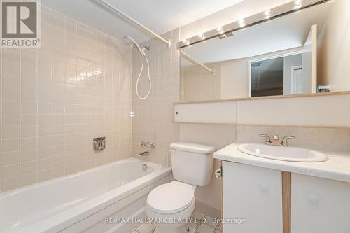 412 - 70 Baif Boulevard, Richmond Hill, ON - Indoor Photo Showing Bathroom