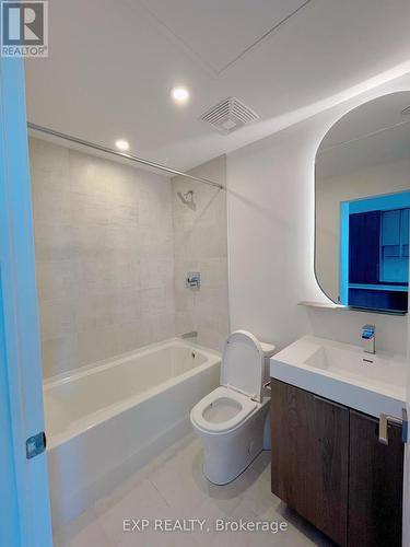 2405 - 15 Holmes Avenue, Toronto, ON - Indoor Photo Showing Bathroom