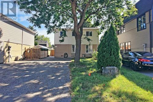 33 Hazelglen Court, Brampton, ON - Outdoor With Deck Patio Veranda