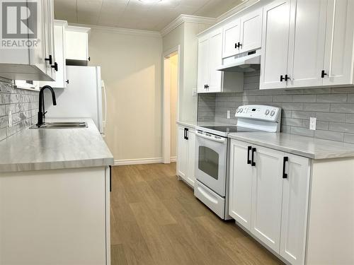 15 Dawson Drive, Pasadena, NL - Indoor Photo Showing Kitchen