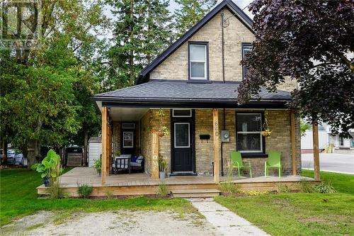 640 8Th Avenue, Hanover, ON - Outdoor With Facade