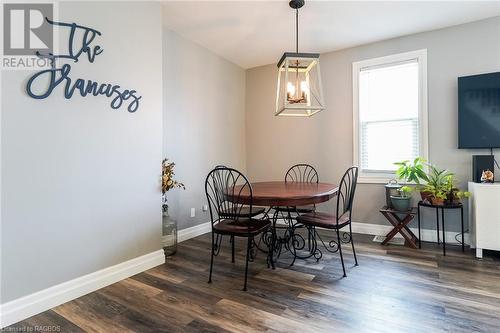 640 8Th Avenue, Hanover, ON - Indoor Photo Showing Dining Room