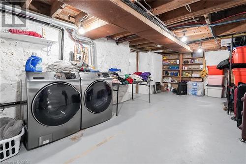 640 8Th Avenue, Hanover, ON - Indoor Photo Showing Laundry Room