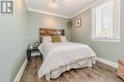 54 Stanley Street, Cambridge, ON - Indoor Photo Showing Bedroom