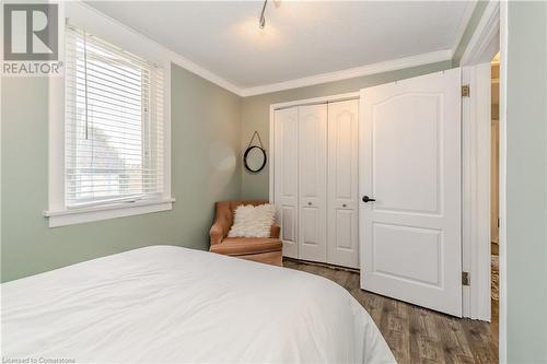 54 Stanley Street, Cambridge, ON - Indoor Photo Showing Bedroom