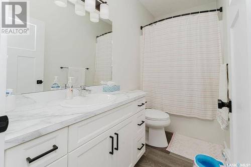 555 Elevator Road, Wakaw, SK - Indoor Photo Showing Bathroom