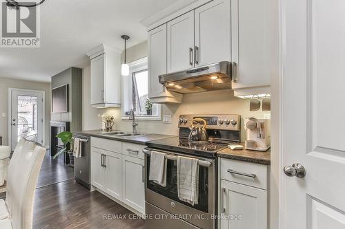 177 Tarry Parkway, Aylmer (Ay), ON - Indoor Photo Showing Kitchen With Double Sink