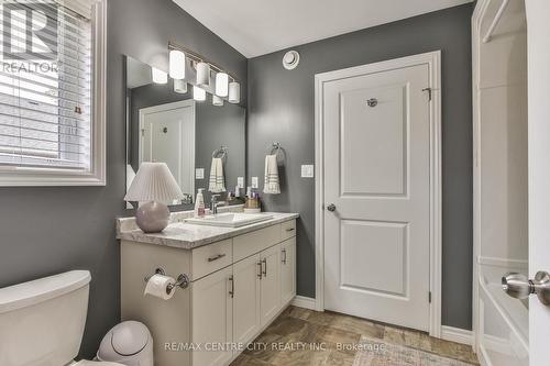 177 Tarry Parkway, Aylmer (Ay), ON - Indoor Photo Showing Bathroom