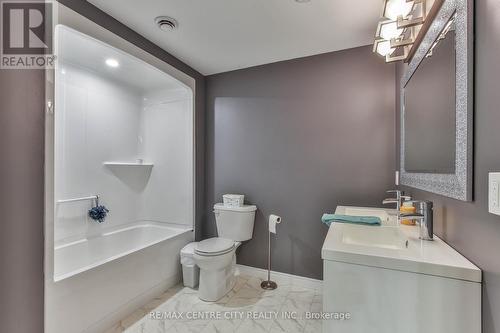 177 Tarry Parkway, Aylmer (Ay), ON - Indoor Photo Showing Bathroom