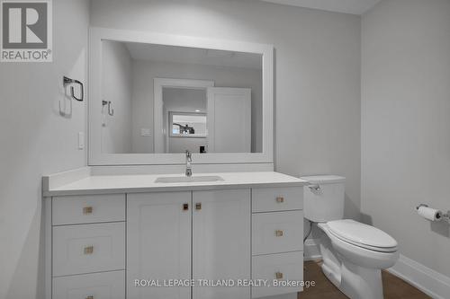 49 - 1710 Ironwood Road, London, ON - Indoor Photo Showing Bathroom