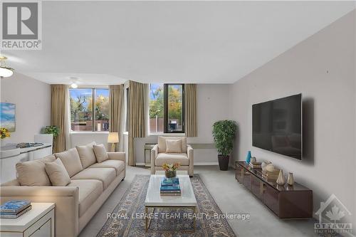 301 - 2871 Richmond Road, Ottawa, ON - Indoor Photo Showing Living Room