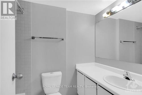 301 - 2871 Richmond Road, Ottawa, ON - Indoor Photo Showing Bathroom