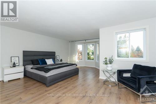 32 Buckingham Pvt, Ottawa, ON - Indoor Photo Showing Bedroom