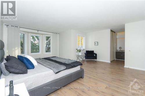 32 Buckingham Pvt, Ottawa, ON - Indoor Photo Showing Bedroom