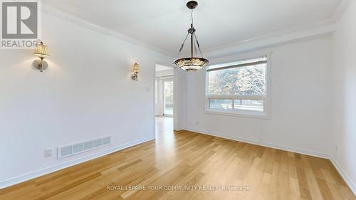 206 Carrick Avenue, Georgina, ON - Indoor Photo Showing Other Room