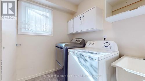 206 Carrick Avenue, Georgina, ON - Indoor Photo Showing Laundry Room