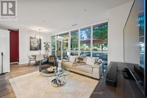 108 - 65 Oneida Crescent, Richmond Hill, ON - Indoor Photo Showing Living Room